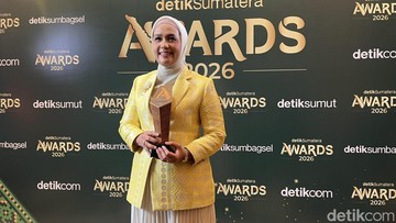 Raih detikSumatera Awards, Karmila Sari Dorong Pemerataan Pendidikan-Peran Perempuan