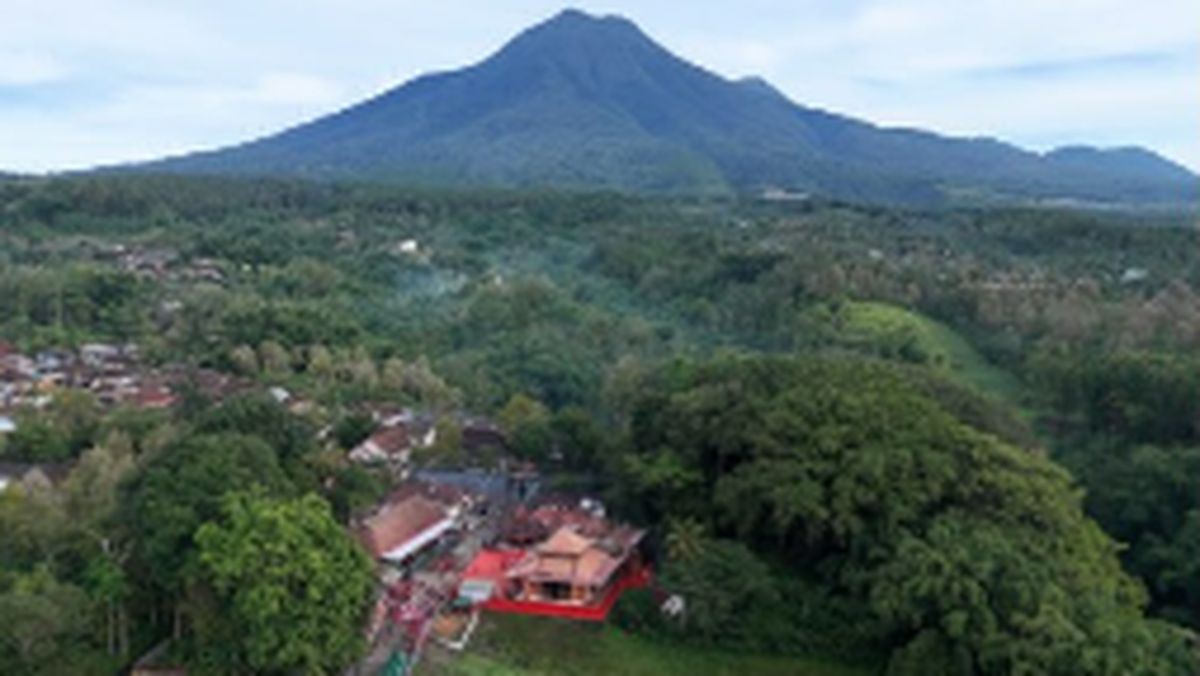 Pengusaha Rajin Bolak-balik ke Gunung Kawi, Sukses Jadi Konglomerat