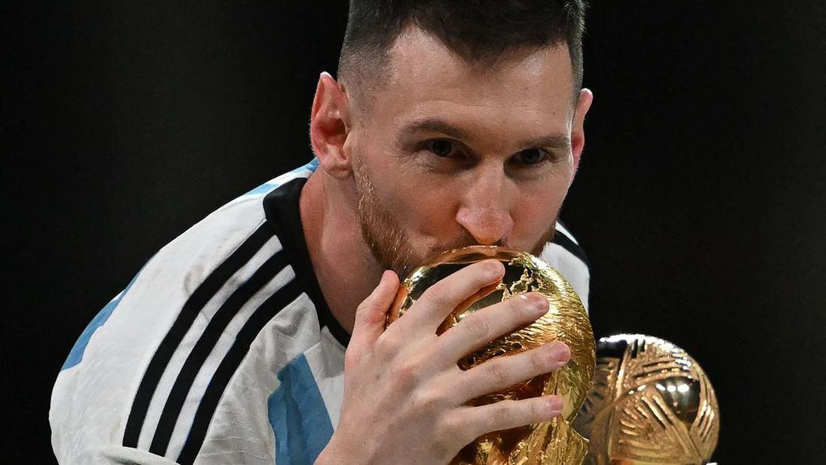 Lionel Messi Umumkan Pensiun di Usia 39 Tahun