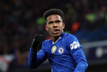 Estevao Pikir-pikir Akan Tinggalkan Chelsea?