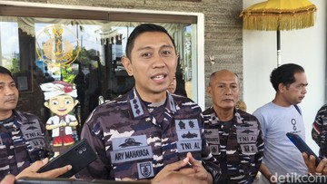 Prajurit TNI Diperiksa Usai Dampingi Arya Wedakarna Hadiri Kontes Transgender