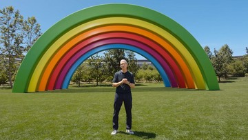 5 Kegagalan Terbesar Tim Cook Selama 15 Tahun Pimpin Apple