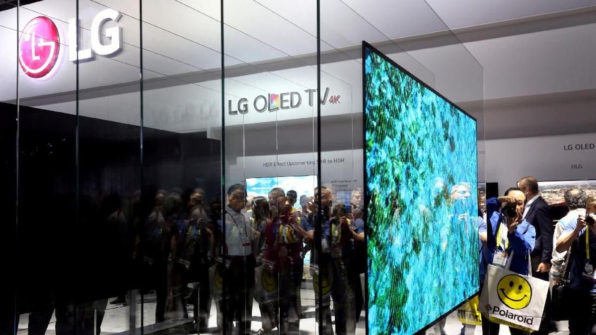 TV LG Ketahuan Nguping Pemiliknya Walau Dalam Keadaan Mati