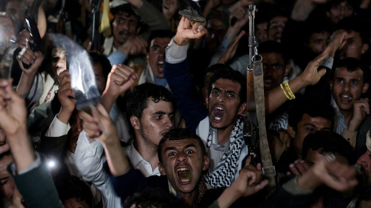 Perang Saudara Menggila di Tanah Arab, 100.000 Warga Mengungsi