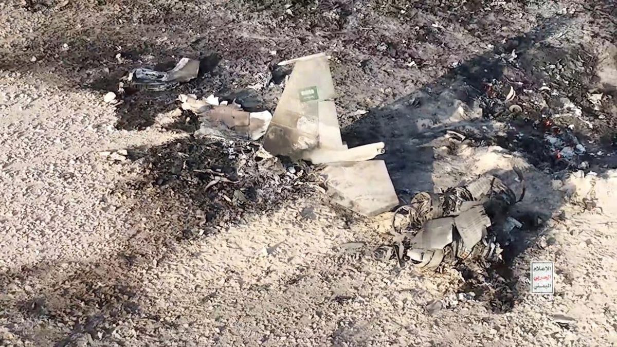 Momen Houthi Klaim Tembak Jatuh Jet Tempur F-15 Arab Saudi