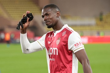Paul Pogba Menolak Pensiun