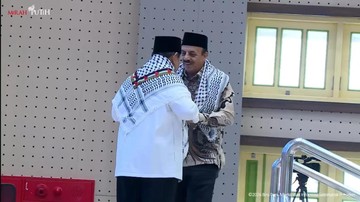 Prabowo Gaungkan Free Palestine di Momen 100 Tahun Ponpes Gontor