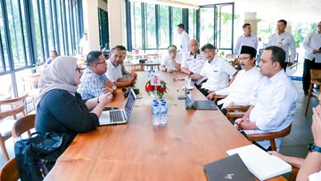 Mensos &amp; Wamensos Temui KWJK, Bahas Penyaluran Bansos-Pemadanan Data