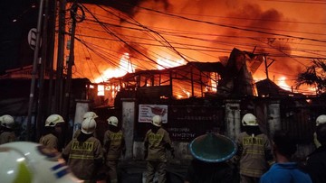 Kebakaran di Kebayoran Lama Jaksel Padam, Tak Ada Korban Jiwa