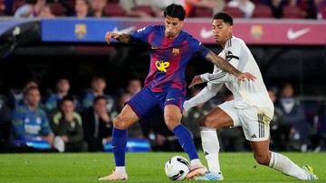 Figo: Barcelona Sangat Kuat, Real Madrid...