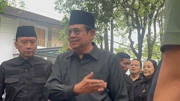 SBY hingga JK Melayat ke Rumah Duka Guruh Soekarnoputra