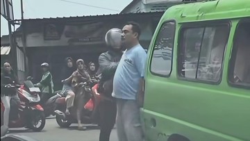 Viral Sopir Angkot Cekcok dengan Pemotor di Bogor, Motor Sampai Ditendang
