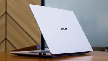 Asus Vivobook S14 (S5452MA) Dirilis: Baterai Diklaim Tahan 20 Jam