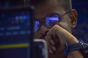 Kekhawatiran Kawanan AI Bisa Rebut Internet, Ini Kata Pakar