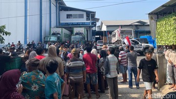 HRD Otaki Penipuan Loker, Pabrik Udang di Pati Digeruduk Warga