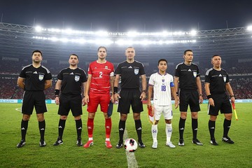 Segininya Bek Thailand Mengumpat Wasit Final FIFA ASEAN Cup