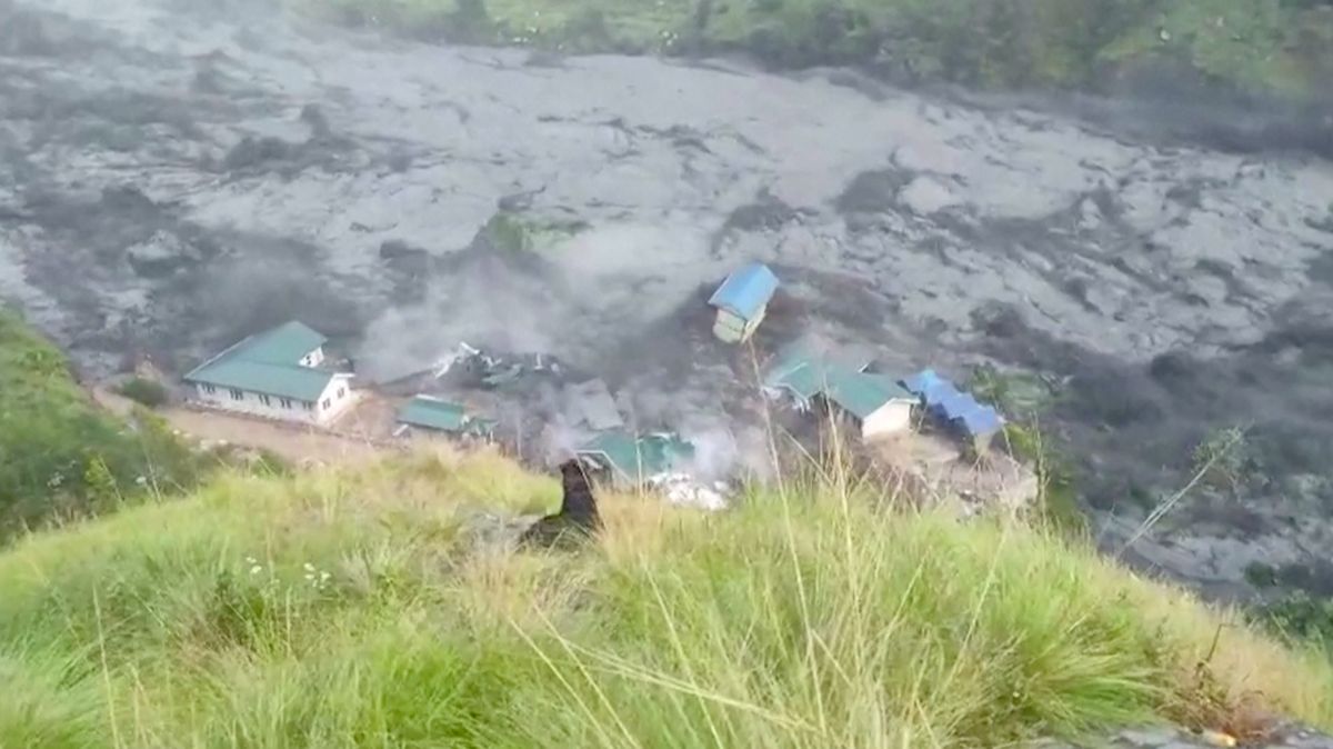 Bak Tsunami, Potret Banjir Bandang Hantam Nepal Lagi dan Hancurkan Rumah