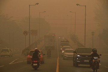 Asap Karhutla Kalimantan Masuk Rumah, Riset: AC-Pembersih Udara Tak Cukup