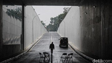 Sidak Proyek Underpass Cimahi, KDM Soroti Upah dan Asuransi Pekerja