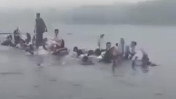 Detik-detik 37 Pelajar Selamat Usai Sampan Terbalik di Perairan Mentawai