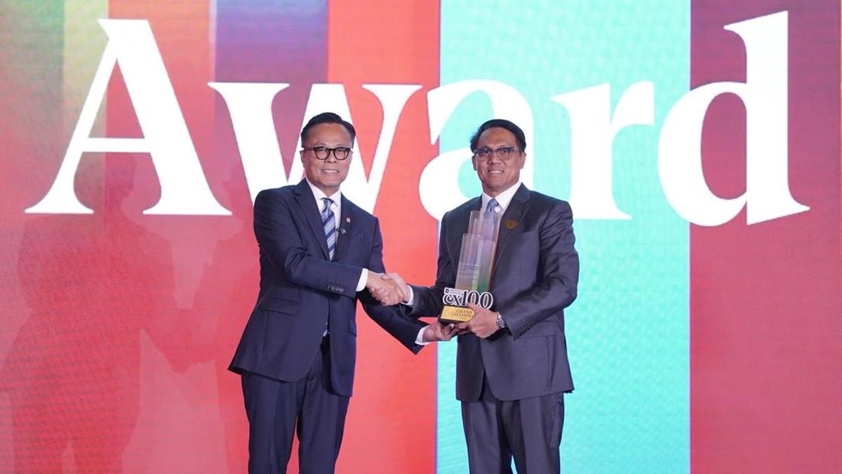 Top! Bank Mandiri Raih Peringkat Pertama Survei CX100 Danantara