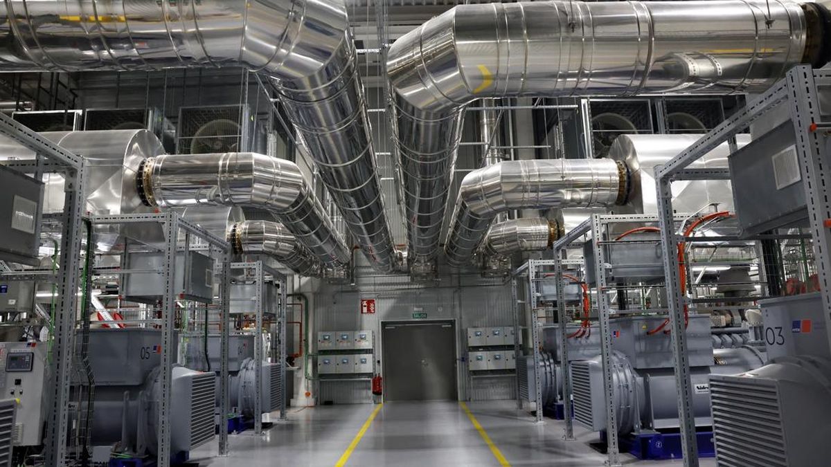 Data Center Ditolak di Mana-Mana, Investasi Rp2.000 T Terancam
