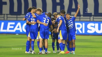 Jadwal Super League Hari Ini: Persebaya Vs PSS, Persib Vs Persik