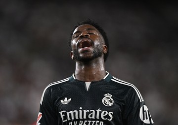 Masalah Vinicius Itu... Ngomongin Masa Lalu Melulu