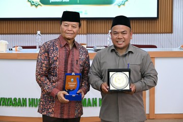 HNW Ajak Pesantren Gaungkan Resolusi Jihad Era Baru Sambut Hari Santri