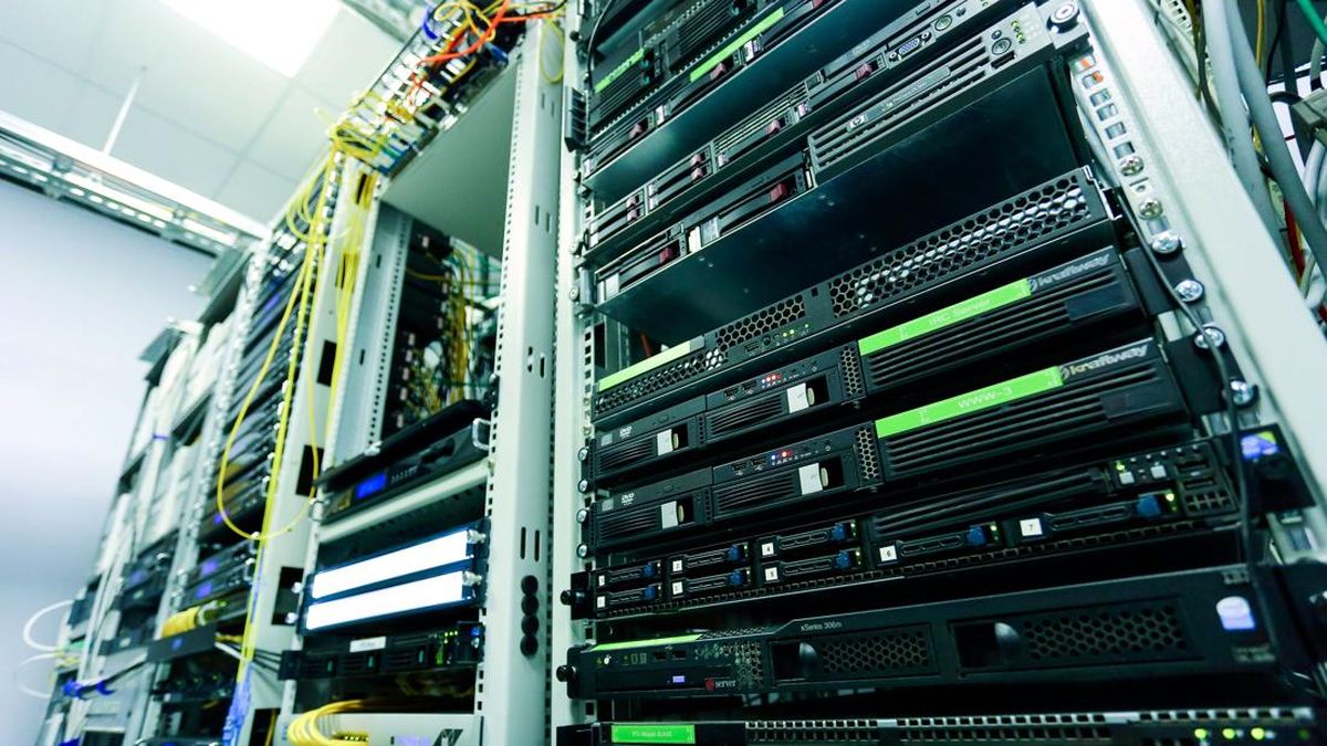 1 dari 4 Data Center Kekurangan Air, Berebut dengan Petani dan Warga