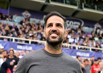 Fabregas Tak Kepikiran Tinggalkan Como