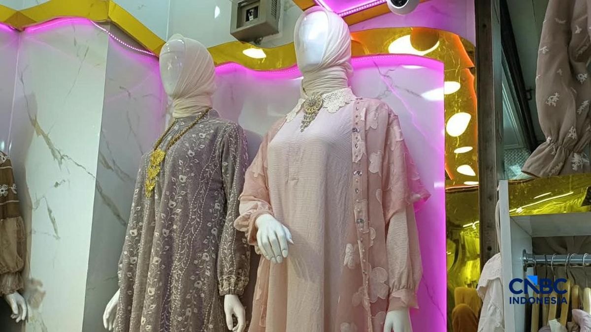 3 Tren Gamis di Tanah Abang Lagi Heboh, Ada Buka Pintu-Lepas Landas