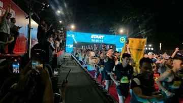 Pramono Lepas Ribuan Peserta Lari Marathon Jakarta Running Festival 2026