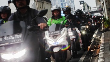 Sempat Ada Kebakaran di MT Haryono, Lalin Cawang Arah Pancoran Macet