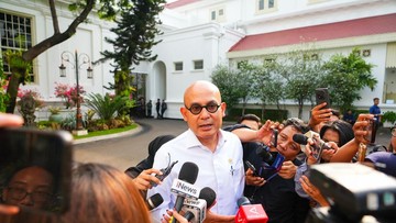 Menlu: Asap Karhutla Bisa Melintasi Batas Negara, Begitu Pula Aliran Dana
