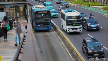 20 Rute Transjakarta Terdampak Situasi Lalin Malam Ini, 6 Disetop Sementara