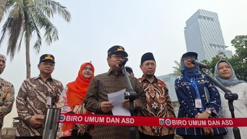 Hujan 100 Mm Sehari Potensi Picu Banjir, Pramono Normalisasi Kali Mampang