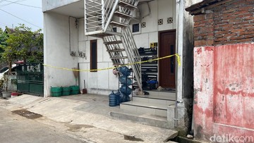 Polisi Geledah 2 Ponpes Terkait Pembakaran Warung Mi Babi di Sukoharjo
