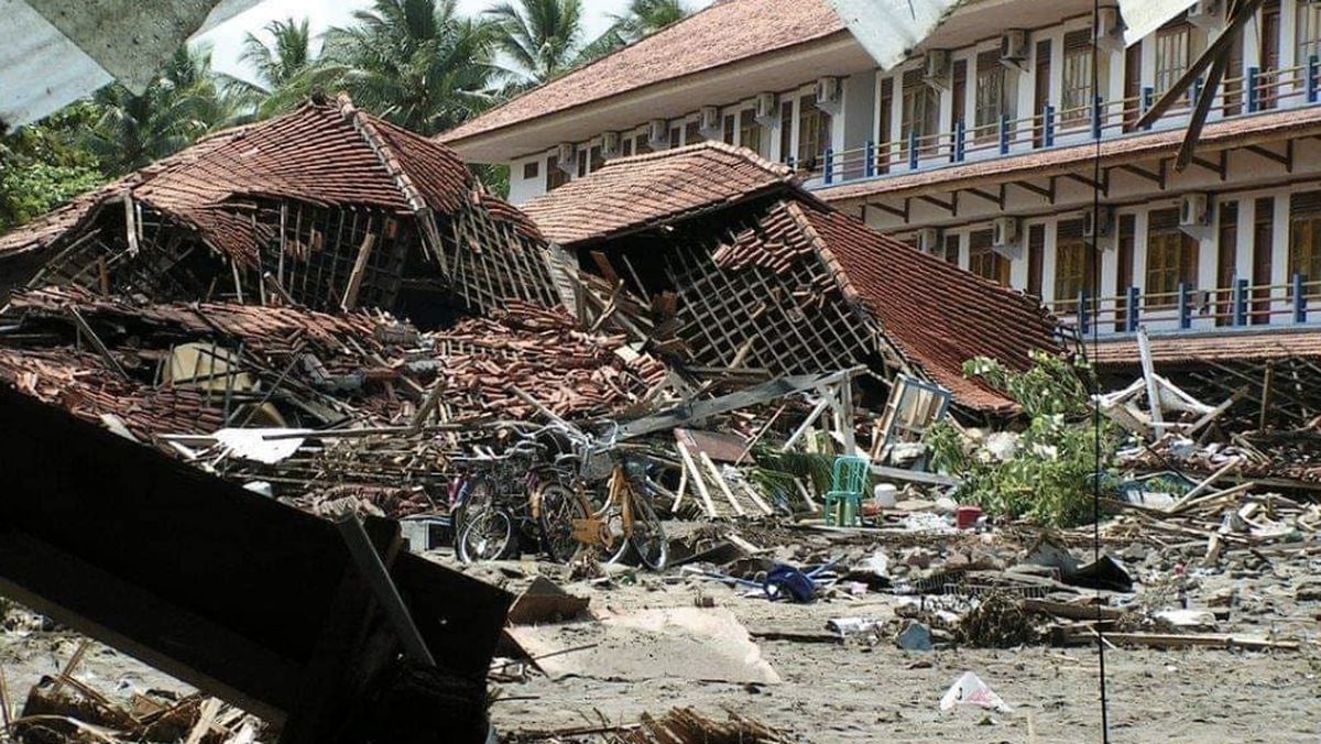 Gempa Megathrust Bangkitkan Tsunami 8 Meter, Sapu Pesisir Pangandaran