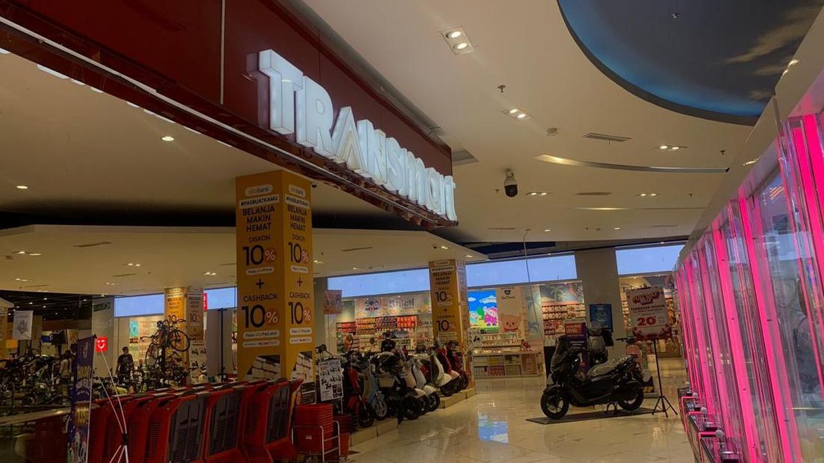 Belanja Awal Bulan di Transmart Full Day Sale, Diskon Hingga 50%+20%